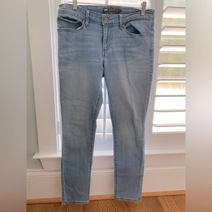 Levi’s women’s size 30 jeans